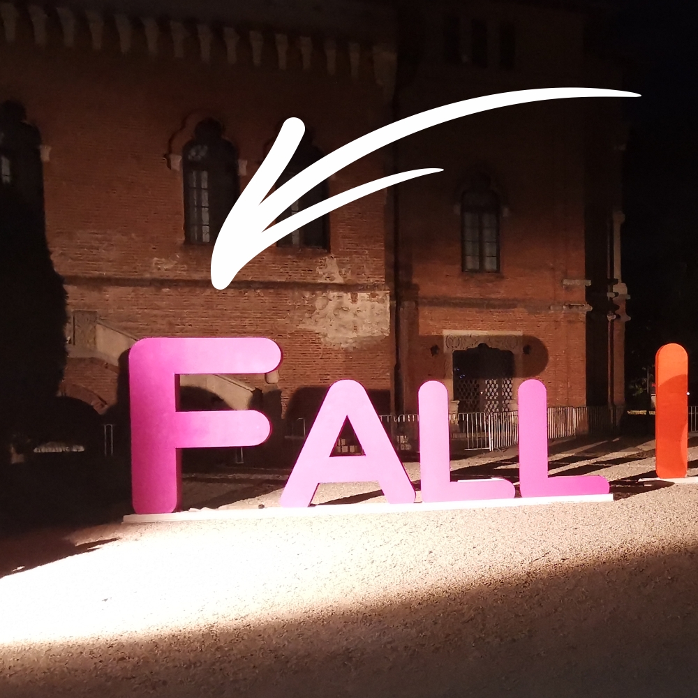 1-galerie-Litere-Volumetrice